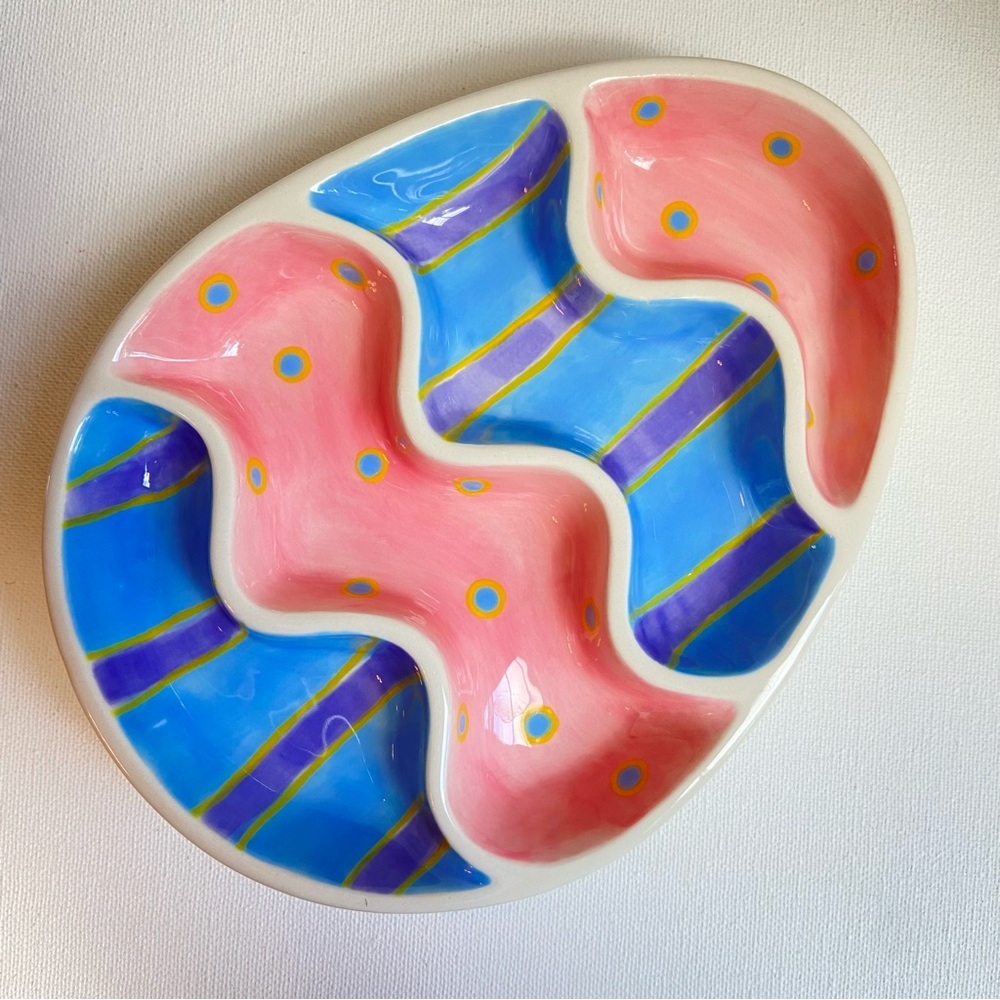 Russ Berrie ceramic Easter Egg divided dish snacks appetizers decor in pink blue